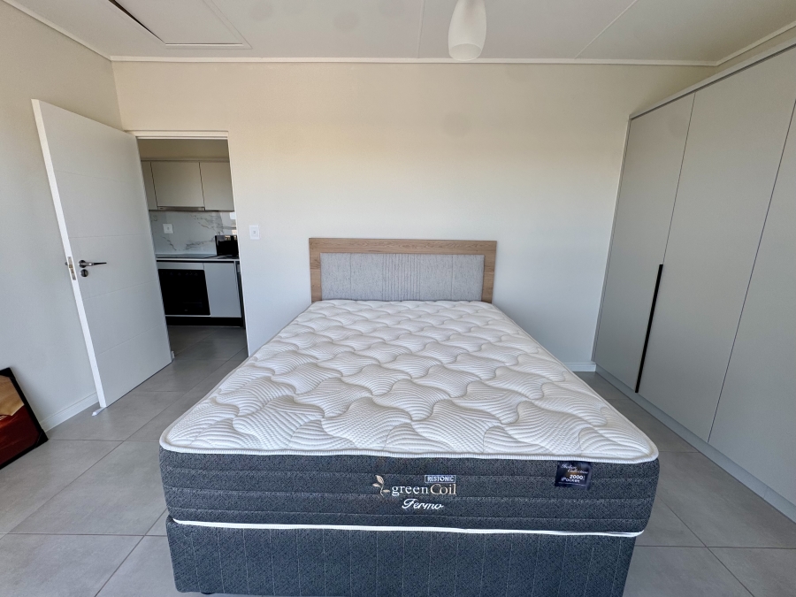 To Let 1 Bedroom Property for Rent in Sandown Western Cape